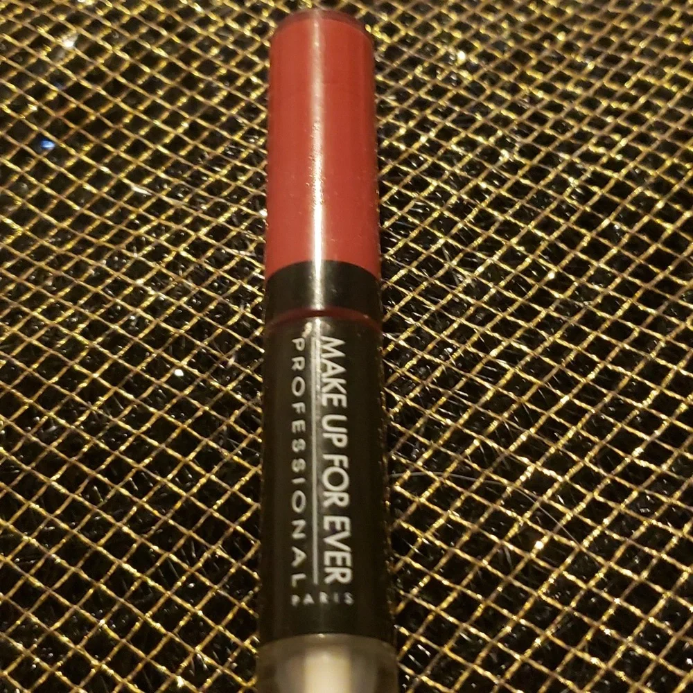 #10 MUFE DISCONTINUED Aqua Rouge Liquid Lipcolor NWOBOX